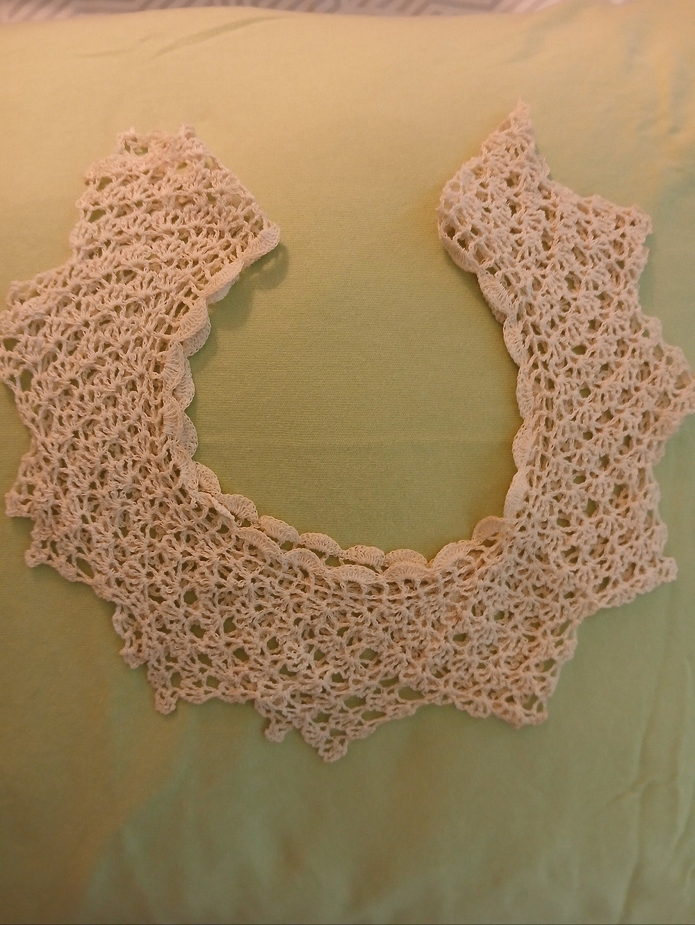 Vintage Crochet Collar